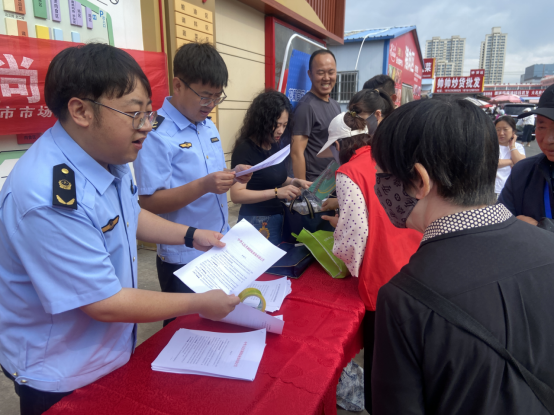 护航食安 榆你同检——榆林市市场监管局开展食品安全“你点我检”暨农产品承诺达标主题宣传活动